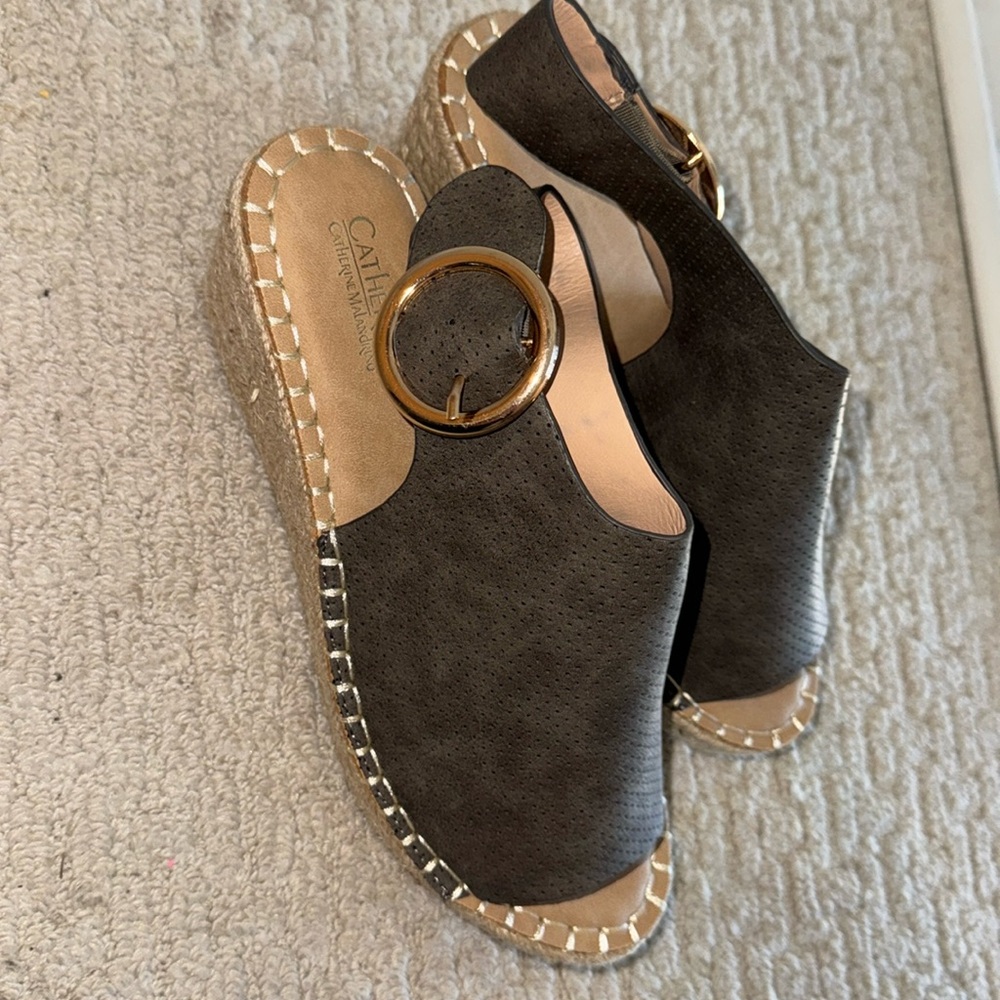 Catherine wedges. New. Never worn. 8.5. Excellent condition! Dark grey.
